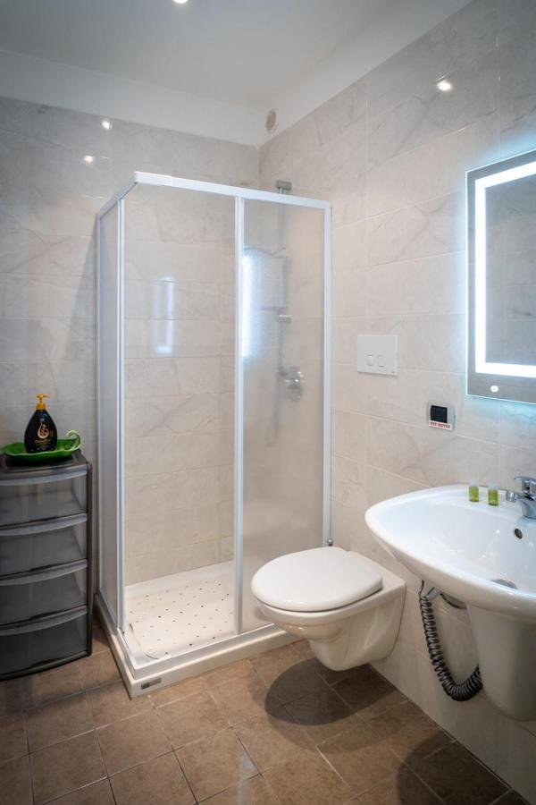 Antica Dimora Capruzzi Appartement Bari Buitenkant foto